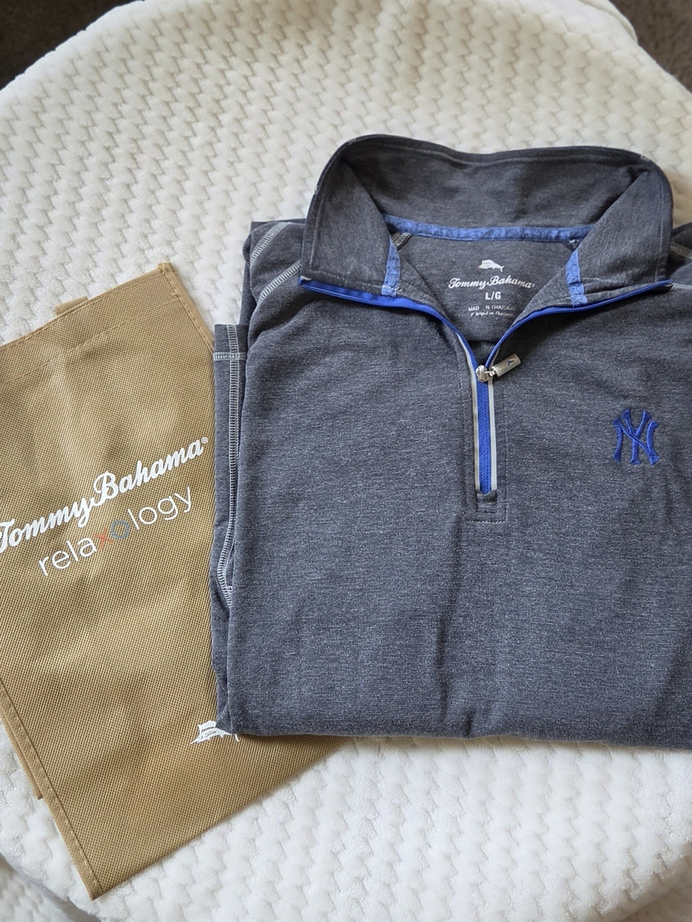 Tommy Bahama Men's MLB New York Yankees Quarter-Zip Pullover Sweater